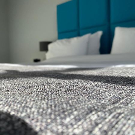 Half Moon Inn 엑서터 외부 사진